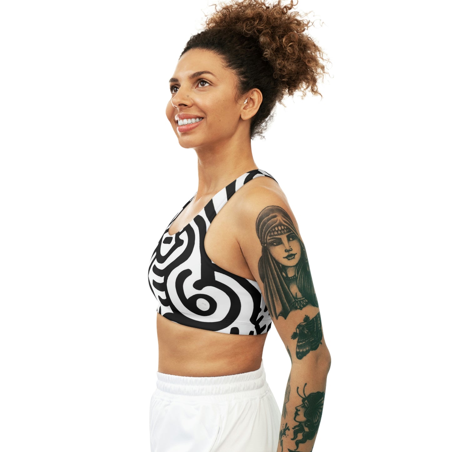 GE-KO’s B&W Seamless Sports Bra